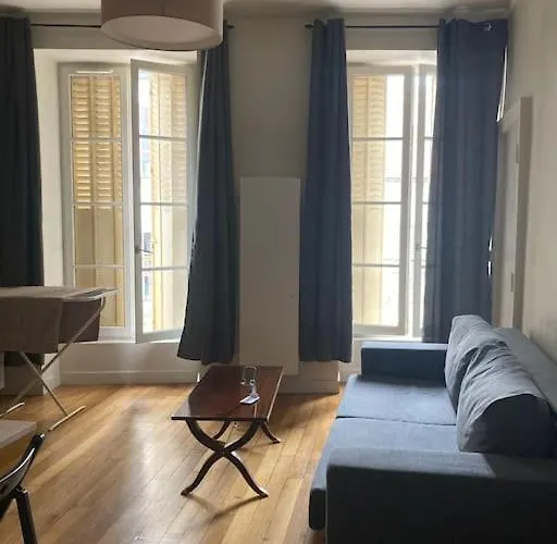 Fontainebleau Hypercentre Place D\'Armes 2 Chambres